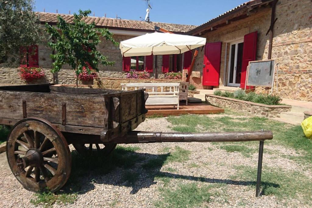 Il Barbagianni Bed & Breakfast Montepescali Ngoại thất bức ảnh